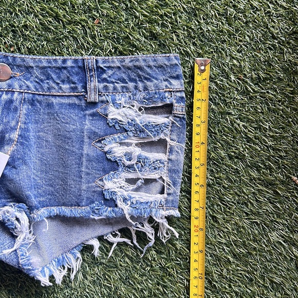 Be Wicked jeans shorts - Picture 7 of 8